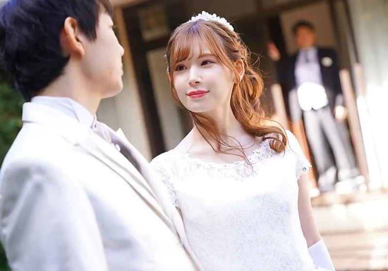 Bố chồng yêu chịch người tình của con trai ngay sau lễ cưới của con trai